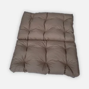 Подушки для дивана Robusto STELVIO. Авторский дизайн, правильная форма и долговечные материалы для ежедневного использования.